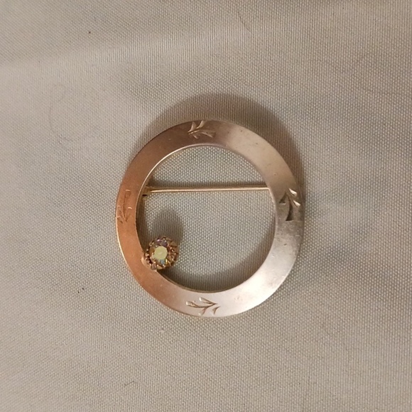 Vintage 1/20- 12 carat gold filled A.B. Rhinestone Gold Round Brooch Pendant - Picture 2 of 7